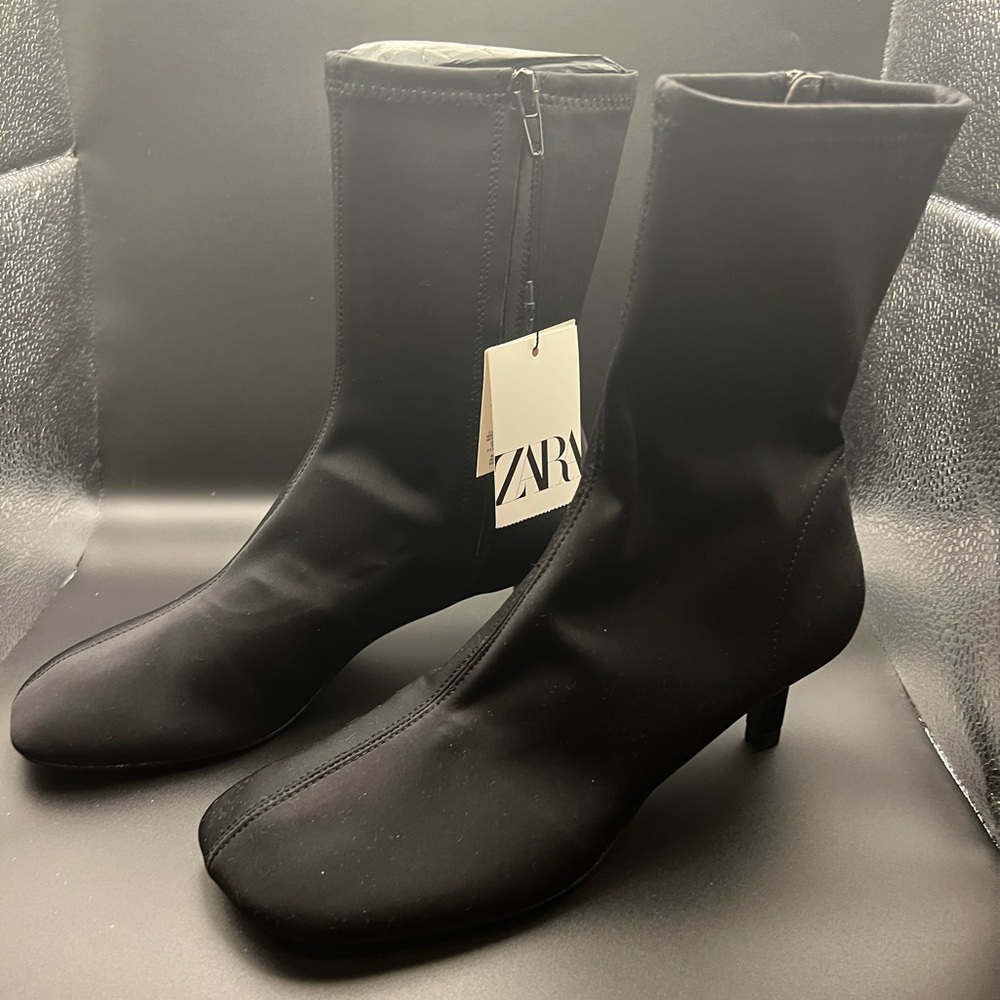 Zara Black Heeled Boots - Picture 2 of 5